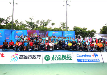 永達盃國際輪網公開賽首次移師高雄 台灣選手黃楚茵獲雙料冠軍 