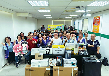 「父愛永恆 攜手傳愛」圓滿家扶兒求學之路 