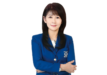 誠懇 正直 持續追求卓越 程鎧言憑愛心與專業成就保險服務 